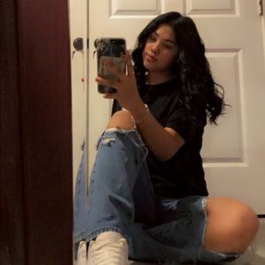 Meet your Posher, Sasha